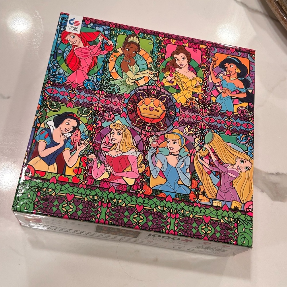 Disney Princess Stained Glass Style Puzzle - 1000 pieces